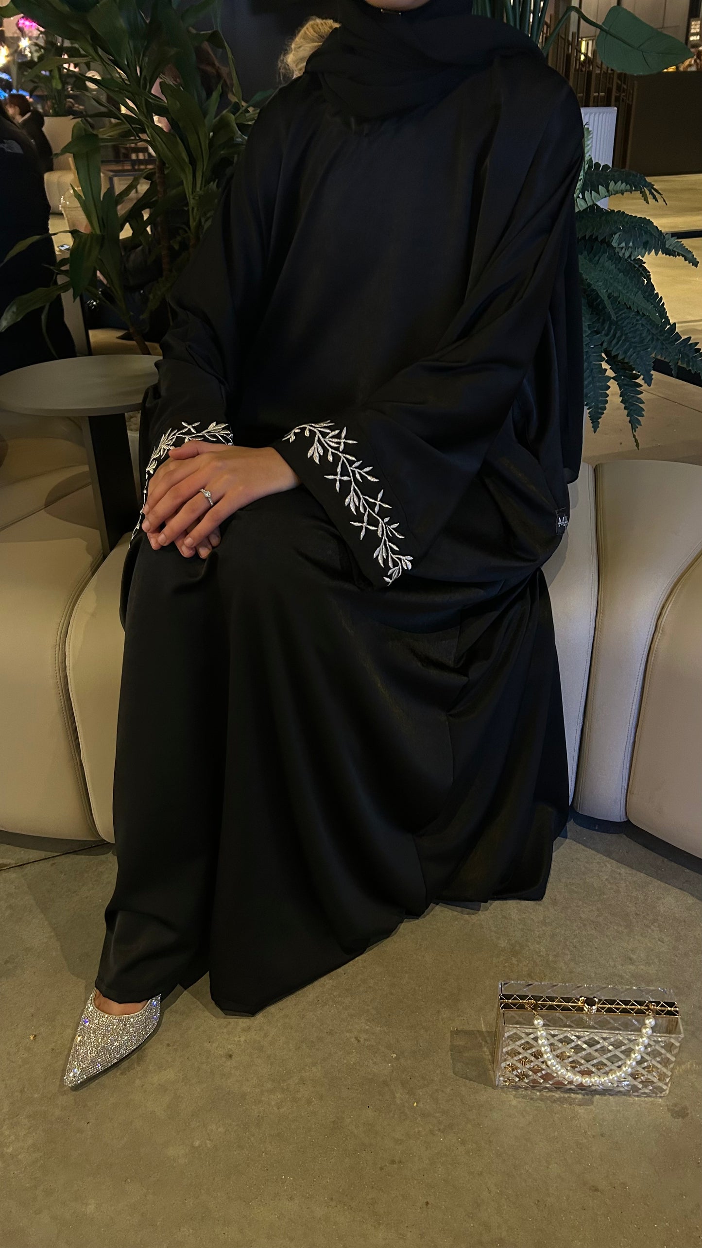 Black embroidered clearance abaya