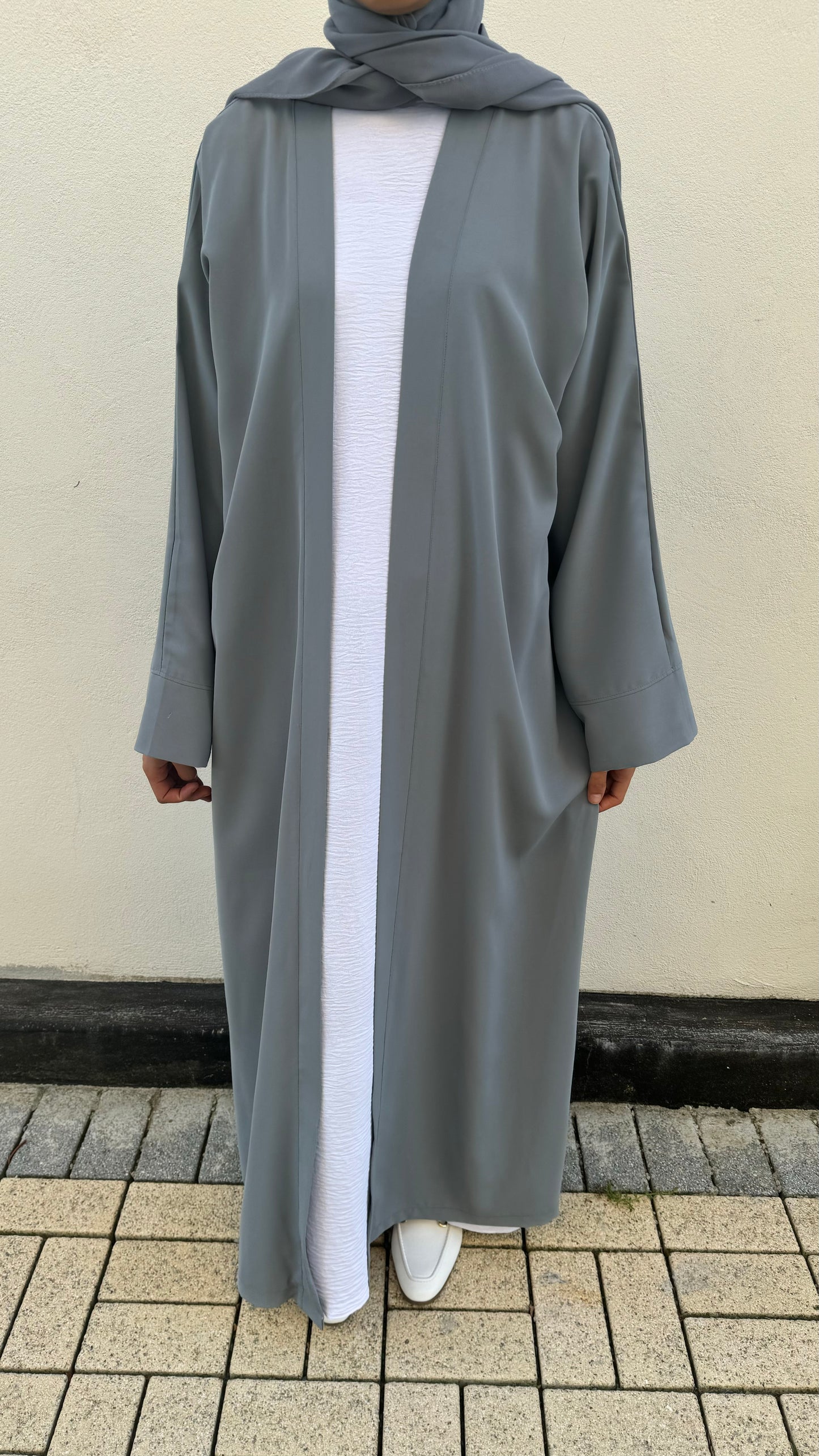 ALENA GREY OPEN ABAYA